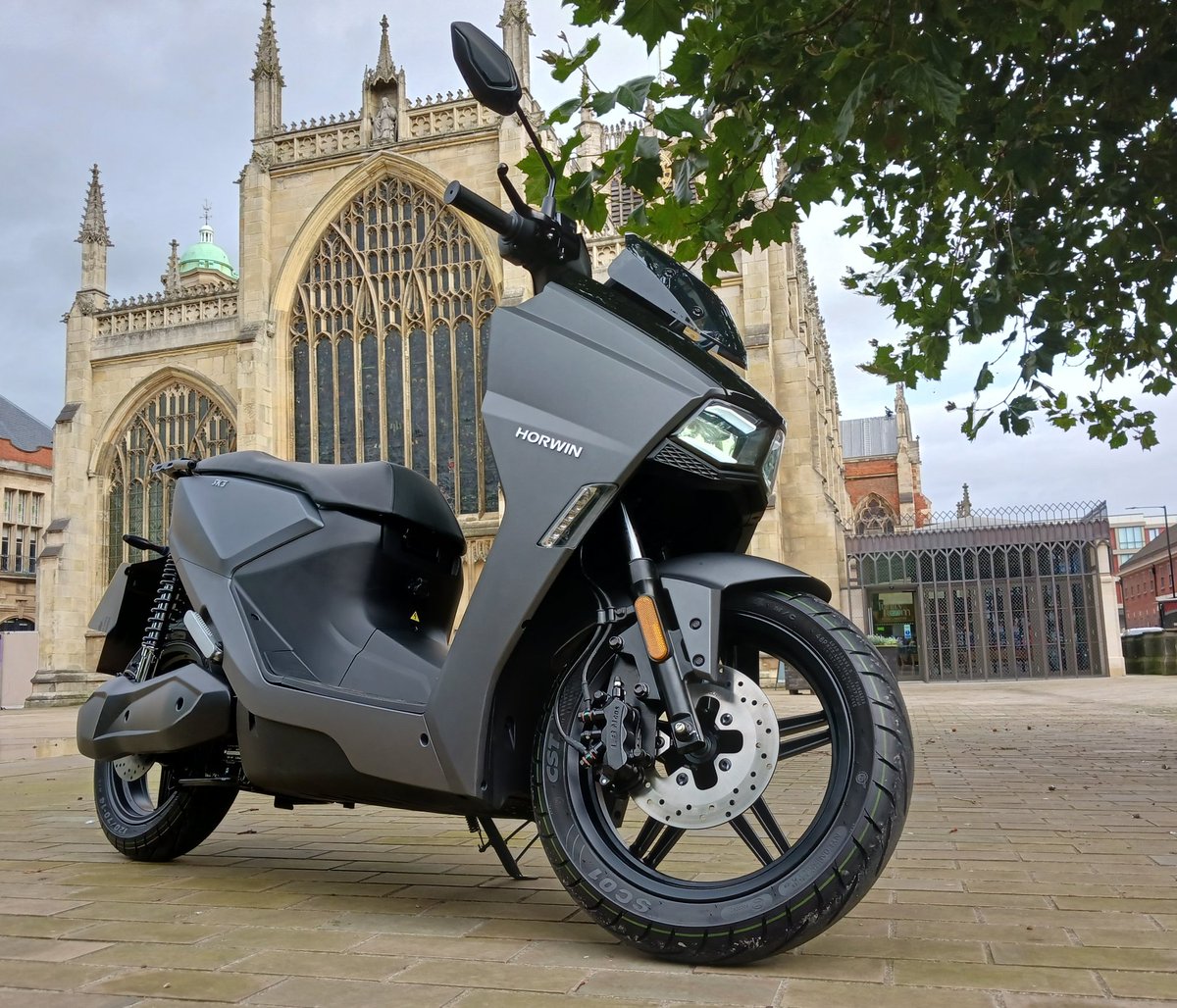 Another customer has made the switch to electric and opted for a Horwin SK3 electric scooter, which was delivered to Beverley yesterday. 

bit.ly/HorwinSK3

#EV #ElectricVehicle #Scooter #Moped #Hull Hull
