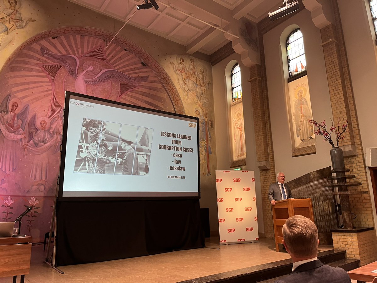 SGPInt's tweet image. Dick Alblas spreekt over lessen van anti-corruptie zaken uit de VS