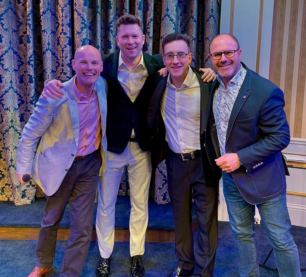 Magic4Events's tweet photo. Magician @danhudsonmagic hosts a long standing magic night in Sonning &amp; the next one is in February at the Mill Theatre. Make sure you check it out &amp; watch out for the date. This was last weeks line up. From L to R - Dan Hudson, Mark Williams, Jon Allen &amp; Nick Einhorn 👇🏻 https://t.co/uZIwzjKzTZ