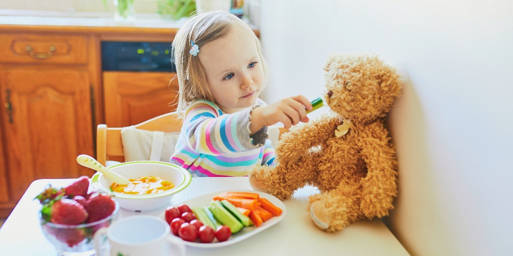 CHSEarlyLearn's tweet image. Discover why transitional objects like blankets, stuffed animals, and even toothbrushes are essential for your child's emotional development. Check out our guide on the Catherine Hershey Schools for Early Learning's family blog. bit.ly/3QfdBE9 #TransitionalObjects