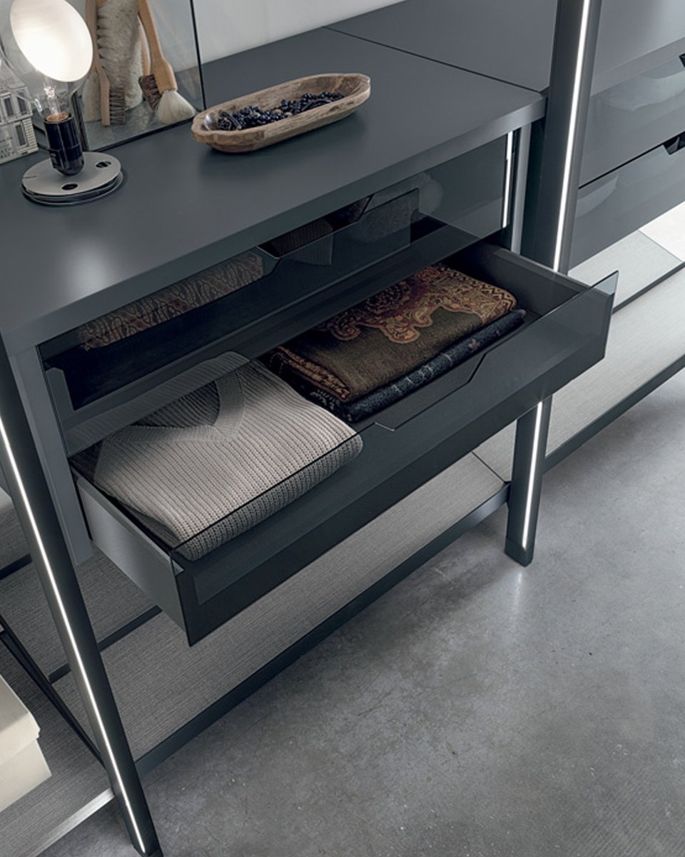 ArredoCasaGroup's tweet photo. Bring your Italian closet dreams to life with our custom closet systems.
#ModernClosetDesign #InteriorDesign #closet #closetdesign #luxury #home #designer #interiordesign #solution #closets #walkincloset #organization #design #wardrobe #architecture https://t.co/bFB1Qs48hf