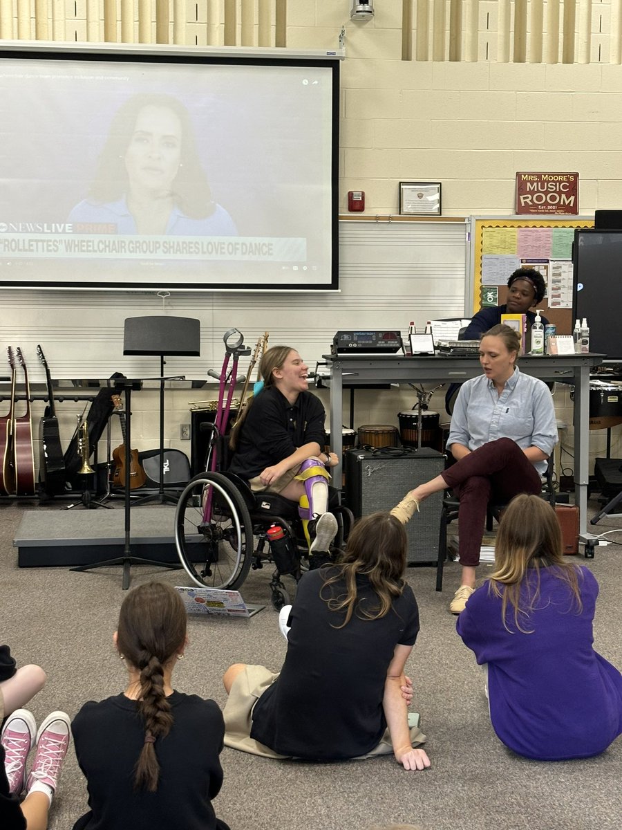 October is Spina Bifida Awareness Month! Anna led the girls in our Music Department in a discussion about what it’s like to have a disability, how we can be more thoughtful to others (don’t park in the disabled parking spot!), and inspired us with her boldness and kindness.