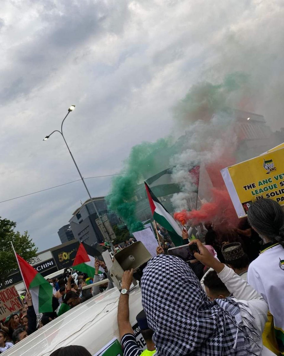 Tom_Sank_'s tweet photo. 📍Sandton, South Africa 🇿🇦
#FreePalestine 🇵🇸✌️ https://t.co/sGJhiWrVKD