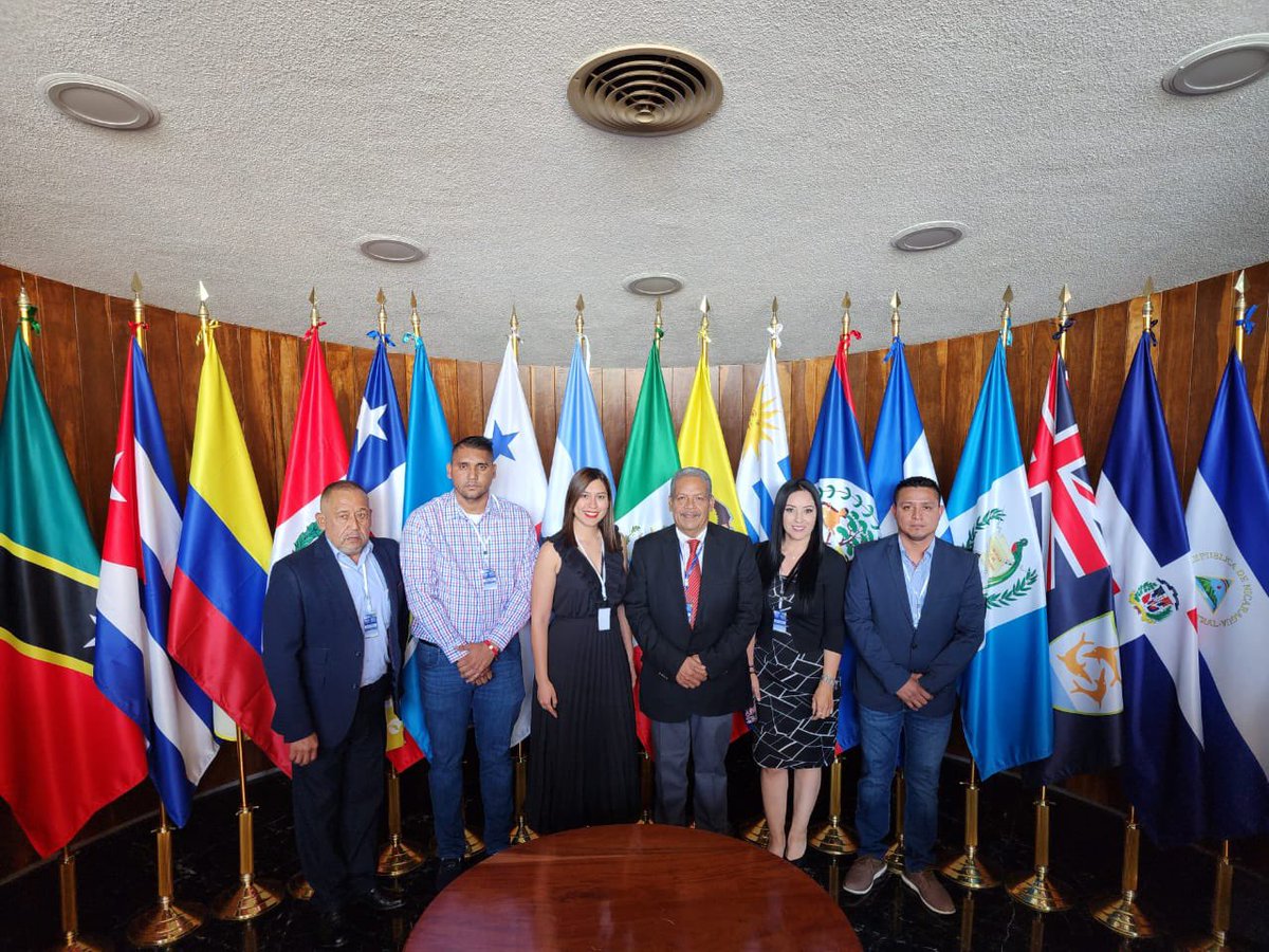 YolisPacheko's tweet photo. 📍Presente
En el IV Congreso Latinoamericano acerca de las nuevas tendencias del Derecho del Trabajo y de la Seguridad Social. #SomosCTM #CTMCoahuila #TeresoMedina https://t.co/6u6Ua4PHSX