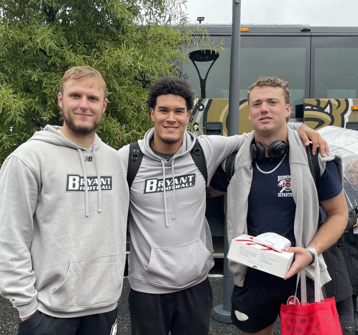 marctags22's tweet photo. My @BryantUFootball TE dawgs! almost game day. 💪🏈🐶#15 #82 #88 Best in the business!  Let’s go! @TaglieriMarc @KonorLathrop @TheAc_White82 https://t.co/nz7f3aKspy