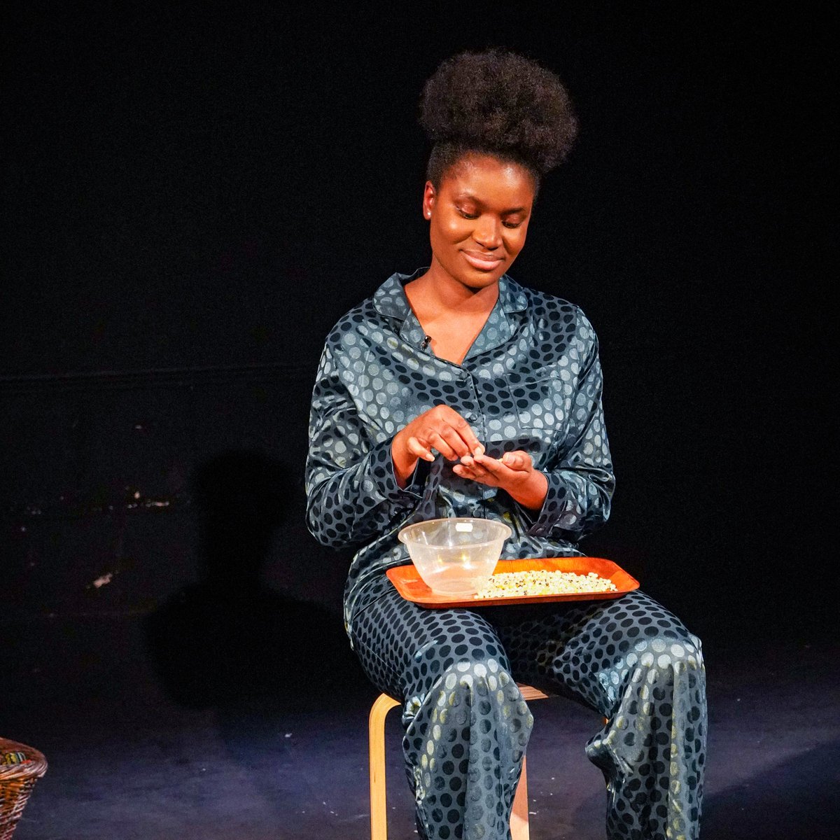 YOU ARE AFRICAN FIRST BEFORE ANYTHING by Ophelia Charlesworth.

Thursday 19 October, 7pm

Ophelia's one-woman, semi-autobiographical show explores the intricate dynamics of the African mother-daughter connection.

Book your tickets: lakesidetheatre.org.uk/events/you-are…