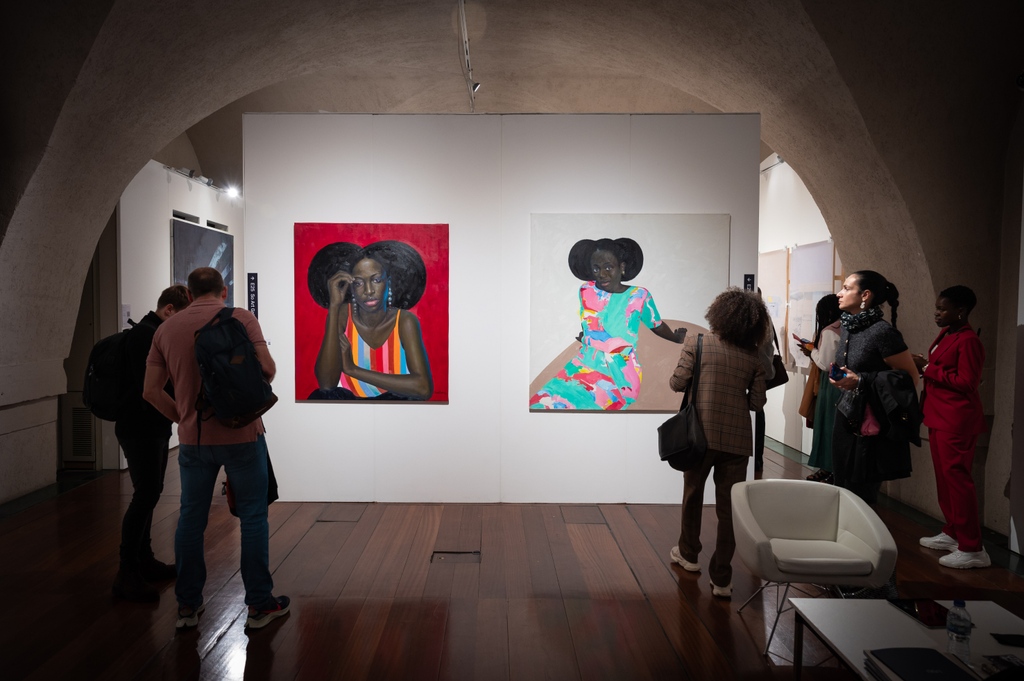 154artfair's tweet photo. Here’s a first look at this year’s edition of 1-54 London!
⁠
11:00 - 19:00 Friday 13 October
11:00 - 19:00 Saturday 14 October
11:00 - 18:00 Sunday 15 October 

⭐Book your ticket in the link in bio! ⁠
📍Somerset House, Strand, London, WC2R 1LA

© Jim Winslet https://t.co/qiolYJDvYC
