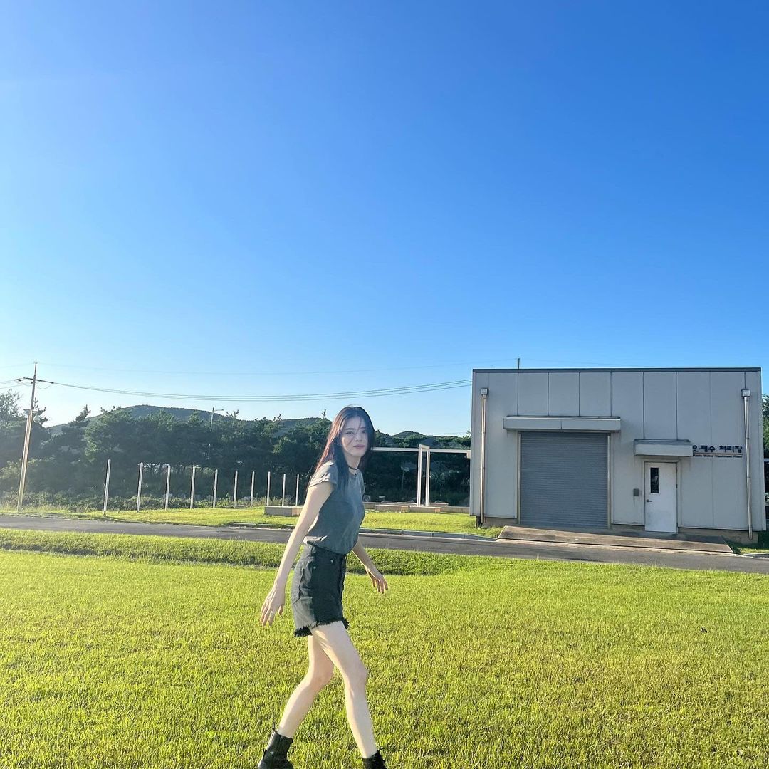 aveckimse's tweet photo. Jeju Jeju Jeju : Blue Music Festival
#picka #TDL2 #TDL #피카 #이달의연애2 #이달연2 https://t.co/IkM1AHvZDN