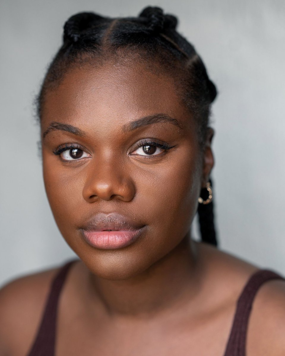 TELLING YOUR OWN STORY WORKSHOP

Wednesday 18 October, 5.30pm

Join <a href="/tanianwachukwu/">TANDADDA</a> as she delivers an intimate skills training workshop on telling your own story confidently.

FREE for <a href="/Uni_of_Essex/">University of Essex</a> students.

Tickets are limited so book your place now: lakesidetheatre.org.uk/events/telling…