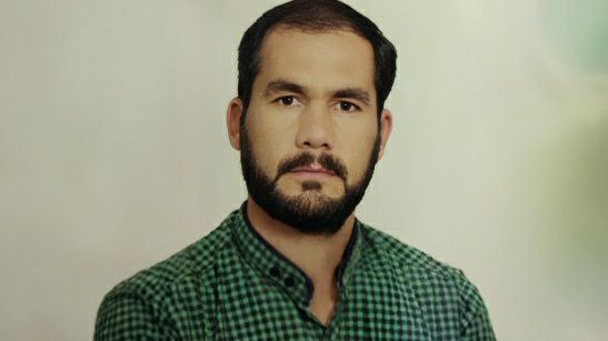 iranhrs99's tweet photo. جان این زندانی در خطر است 

#فرهاد_شاکری زندانی اهل سنت از ترکمن صحرا در زندان وکیل آباد #مشهددر اعتصاب غذاست٫ وضعیتش وخیم است 
او ۷سال در زندان و زیرحکم #اعدام است در اعتراض به عدم رسیدگی درمانی و روند پرونده دست به اعتصاب غذا زده. اومی گوید حکم صادره علیه  او ظالمانه است. https://t.co/v5uizBoQ81