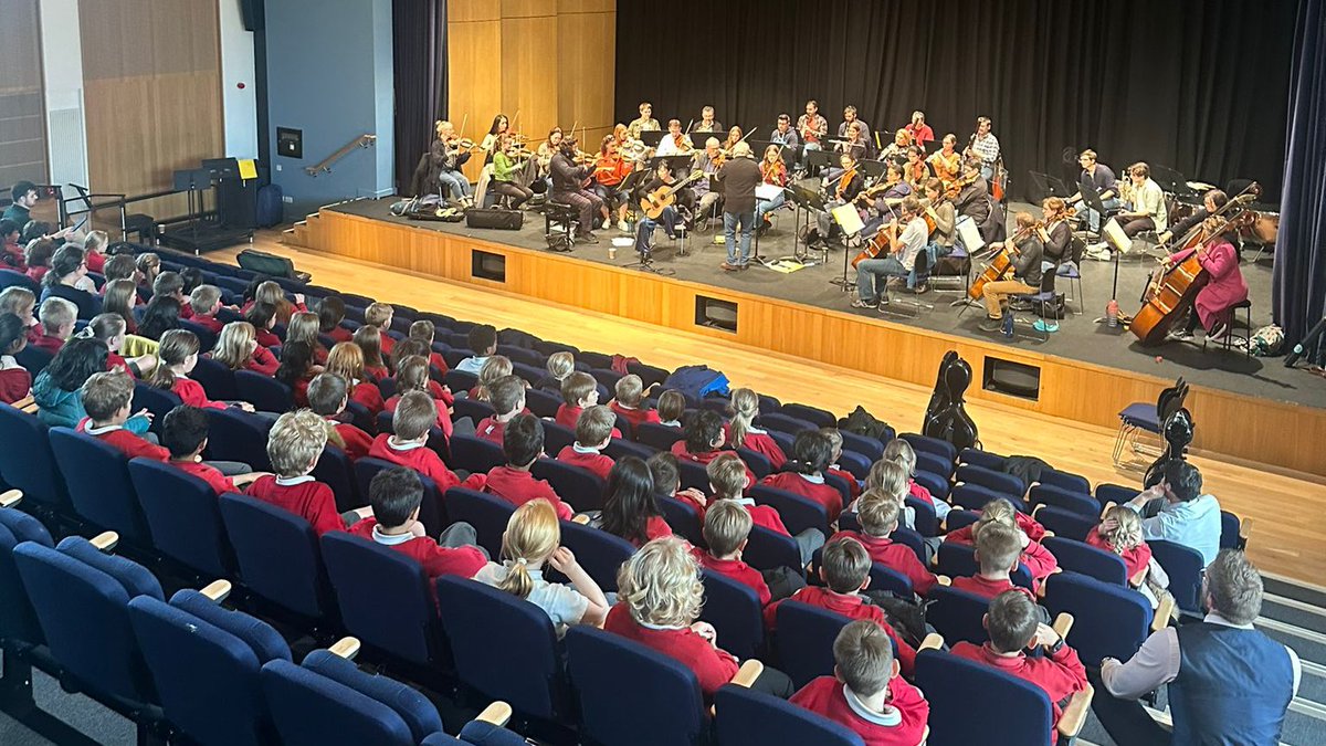 We had the pleasure of a large group of school children, from the local area, attend our open rehearsals yesterday. 

Watching a professional chamber orchestra and an extremely talented classical guitarist perform must have left a lasting impression. 

Future musicians maybe?