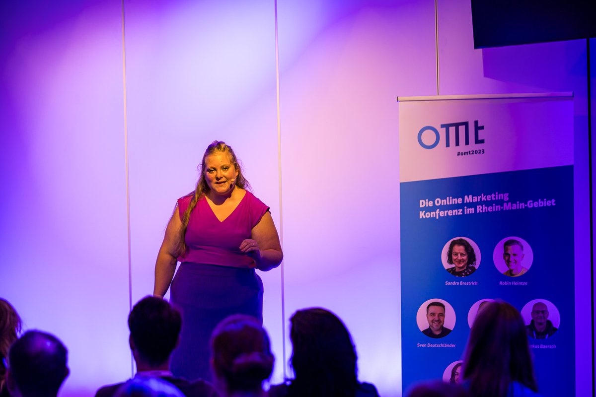 In diesem Vortrag zeigt Sarah Sunderbrink, wie selbst kleine Teams mit begrenzten Ressourcen eine solide Grundlage für ihre Kommunikation auf Plattformen wie Facebook, Instagram, LinkedIn und mehr schaffen können.

#OMT2023 #SocialMediaStrategie