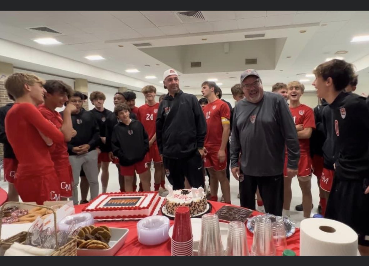 CMBVS_'s tweet photo. Senior Night W. 4-2
Coach Bielski's 200th Career Win at CM
8-3 in league and tied for 2nd 
It was a special night!! 

1 road game left before it's that time of year again!! https://t.co/DBn1ZthPek