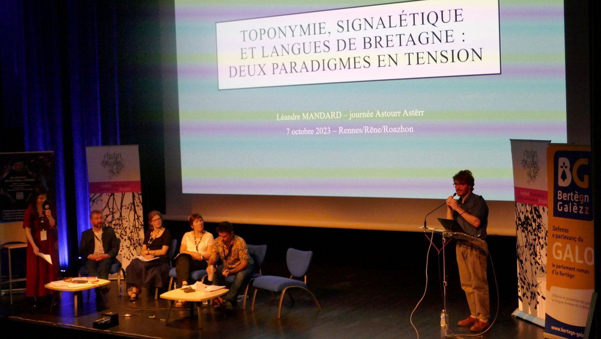 #DROITSCULTURELS ET REVITALISATION LINGUISTIQUE: Une rencontre mémorable samedi dernier en collaboration avec <a href="/BCDsevenaduriou/">B_C_D</a> et <a href="/bertegngalezz/">Bertègn Galèzz</a>. Merci aux intervenant·es des tables rondes.
#AstourrAstërr > bit.ly/44nwWHO
#languesregionales #milgoul #languegallese #plôrè