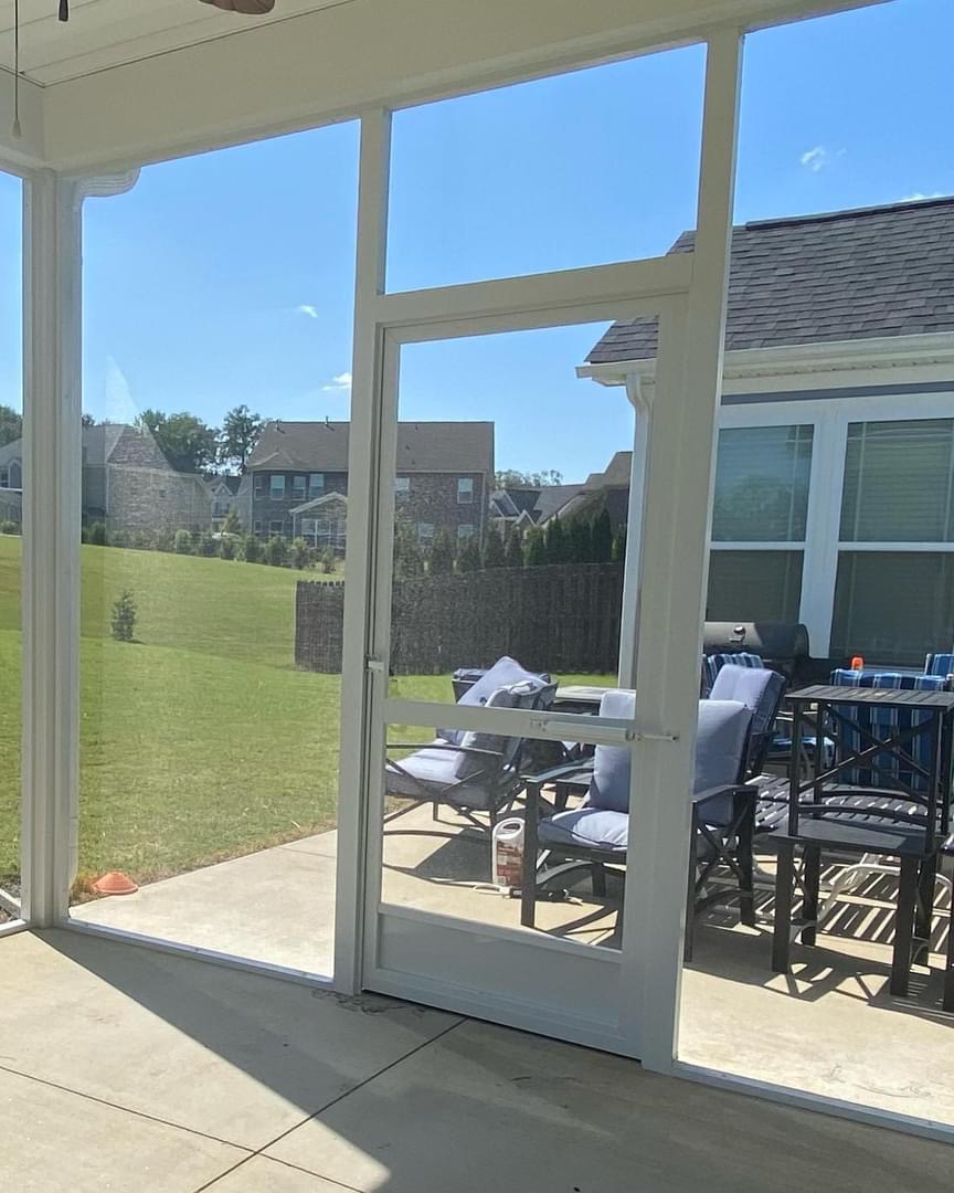 NewWaveOfShade's tweet photo. Picture Window Framing makes your patio seem bigger. The line between inside to the outside merge softer. The team screened with Super Screen Mesh and installed a PCA CANOE CREEK screen door. @PCAProducts #screenedinpatio #patiolife #Hereingreer https://t.co/pJsR8C8Lxt