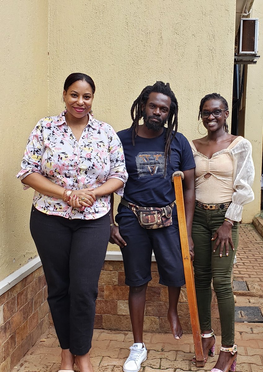 #GrooveCafé is brewing something special for you! 

<a href="/CrystalANewman/">Crystal Newman</a> hosts the incredible Claire Nangajja, <a href="/MaamaGhetto/">Claire Nangajja (Mama Ghetto)</a>, for a delightful blend of Psychological and Slum communities conversation at 4pm 

Tune: iOS- bit.ly/RXappiOS | Android- bit.ly/RX