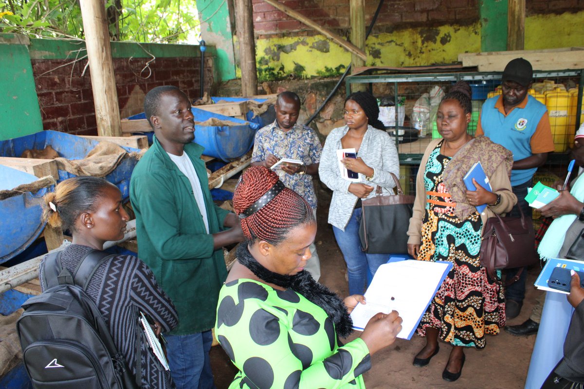 afirduganda's tweet photo. #Happening_Today, AFIRD hosted a delegation of Organic Practitioners under the @AcsaUganda. The team included smallholder farmers, CSOs &amp; students from @umunkozi(ACALISE). The objective of the visit was to facilitate knowledge transfer and dissemination among the membership. https://t.co/E9duMiwoAy