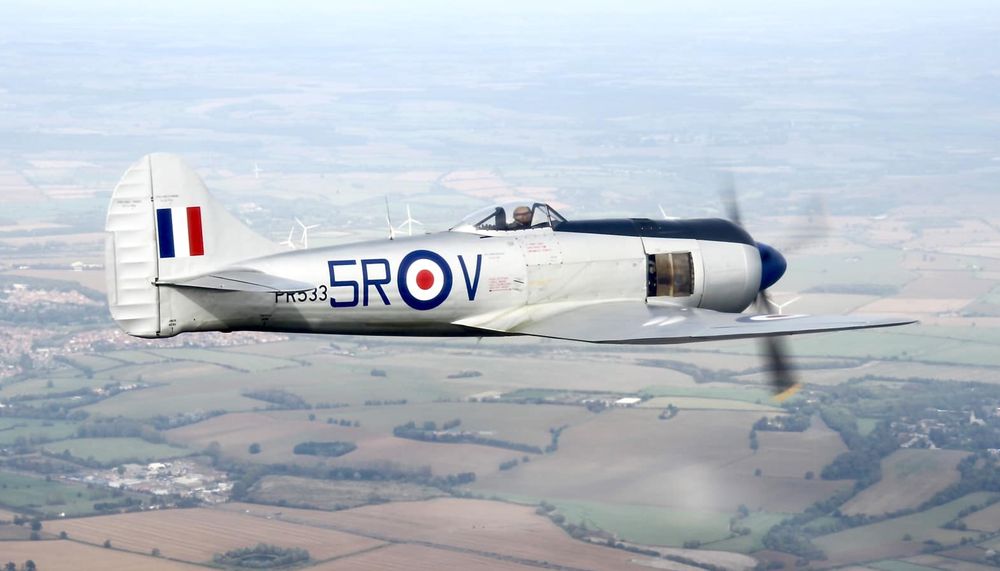 eulfred's tweet image. Rare, voire plus que ça encore, un #Hawker #Tempest à revolé ce 10 octobre 2023 ! 

aerobuzz.fr/breves-aviatio…

@AeroBuzzfr