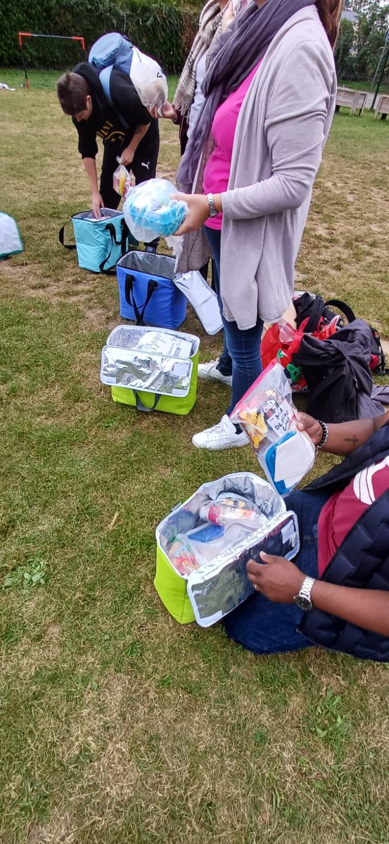 USEPEure's tweet photo. Rencontre sportive associative USEP  /Edd  en maternelle. Les élèves de Gauciel et Forêt du Parc en partage sur les notions de solidarité et des dechets.https://t.co/xSbAJ4jKQK  @MoncadaFra @usepvmoreira @usepnationale @NouetSeverine @Yannick274 @EureenNormandie @Yannick274 https://t.co/A8PPYf3xyH