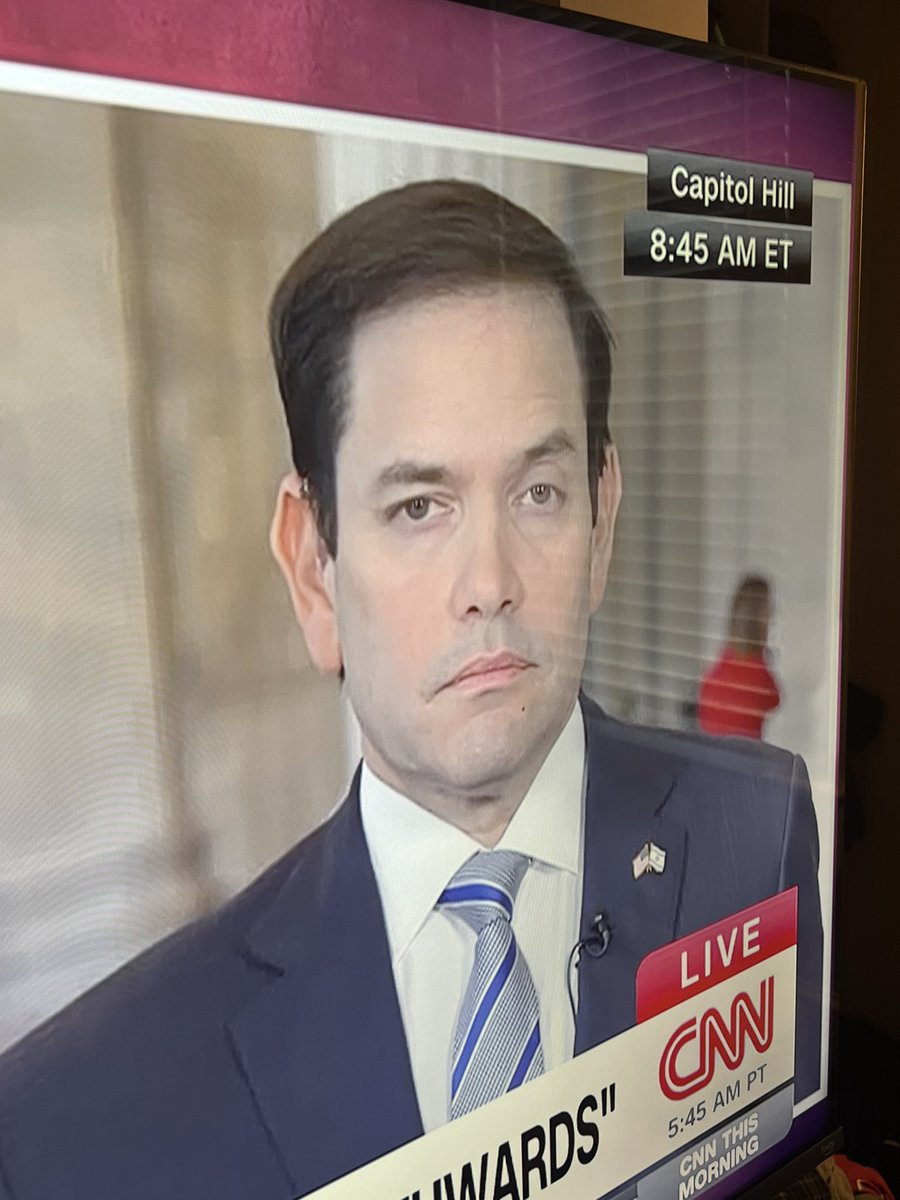 AllEliteInWV's tweet image. Marco Rubio looks like he’s wearing prosthetic ears. Has he always looked this weird? I don’t remember him looking like this. 😬 #LizardPeople