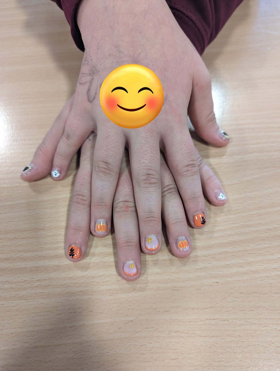 Zoe Boomer tweet media