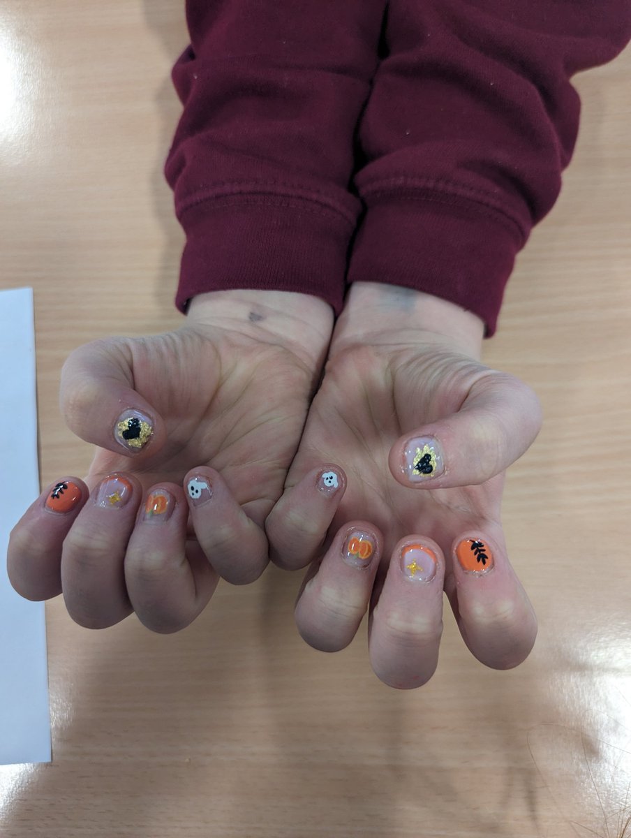 Zoe Boomer tweet media