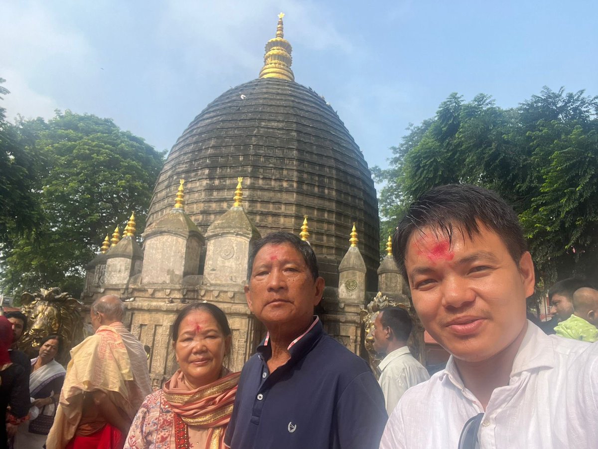 arunihigio's tweet photo. Me and my husband had the opportunity to visit Hyderabad Film City as well as Golkonda fort for the first time and it was nothing but short of magical. 
While returning back we visited to Kamakhya Mandir, Guwahati for Kamakhya Maa’s Dharshan. https://t.co/IvKcT7Um1i