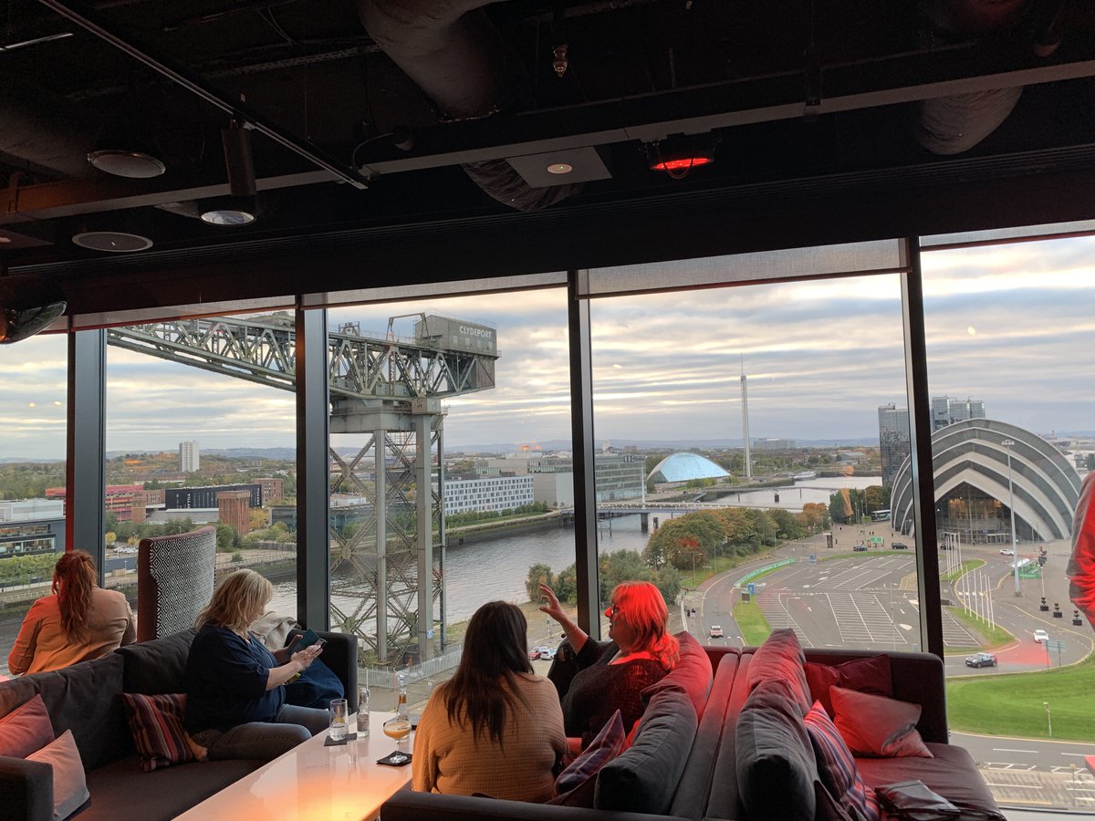 QuasDrinks's tweet photo. It was great to give a pitch at the @IBioIC  Member Networking Event in #Glasgow last night and to hear success stories from local biotech heroes @MiAlgae &amp; @GBioactives.  Quas is committed to delivering gut-healthy drinks and we are eager for more collaborations! #biotech https://t.co/9xdJxRRQsp