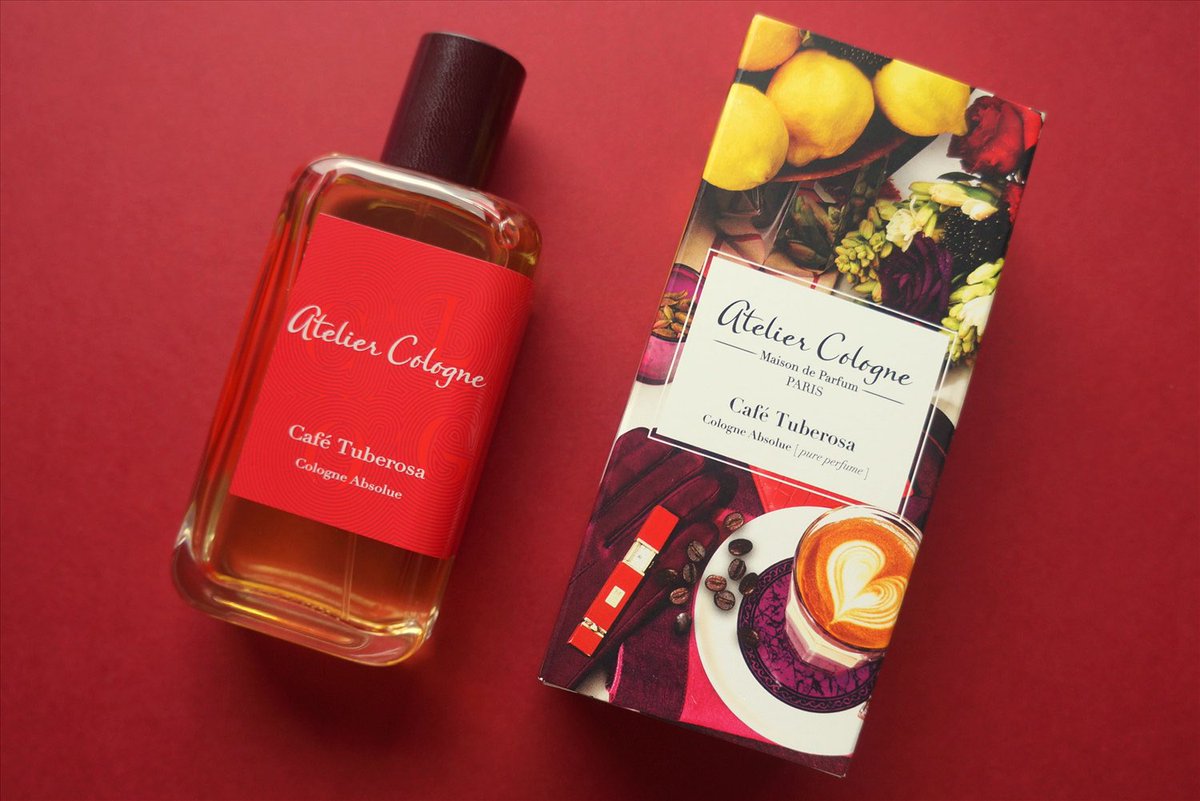julitemeresh's tweet photo. Atelier Cologne “Café Tuberosa”
Один из самых необычных кофейных ароматов. Кофемашина перемалывает зерна, а в дверь звонит курьер с красивым и ароматным букетом свежесрезанных роз. Очень красиво и женственно https://t.co/AfiEOt65rj