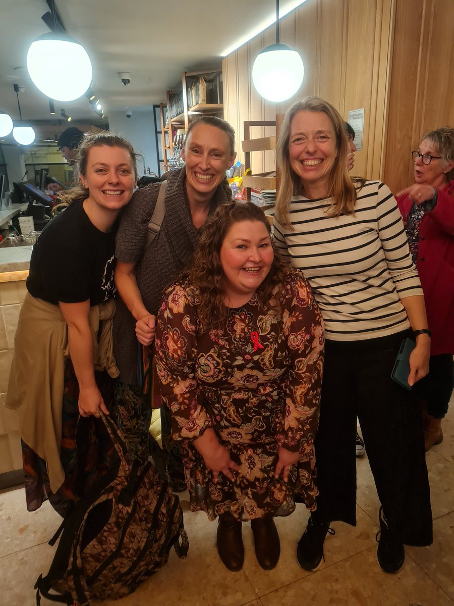 peers_positive's tweet photo. Wonderful evening at The Revival programme "Putting it about" by @Womenandtheatre @BarbaraNice Emotional to see how women l/w HIV/AIDS were treated in the 80's, the actresses nailed it! Thank you for inviting me and giving today's version of HIV ♥️ #Birmingham #HIV #UequalsU https://t.co/XX66xoFmhN