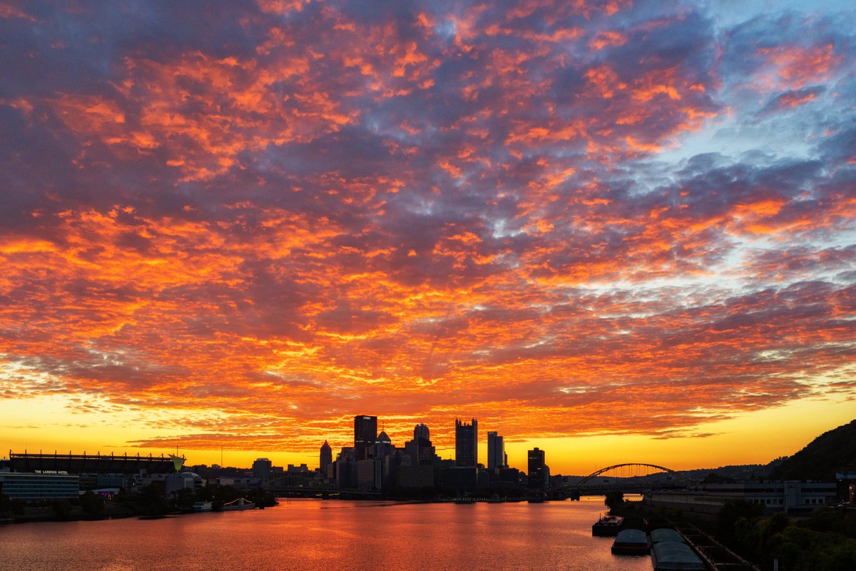 What a sunrise to kick off this Friday morning in #Pittsburgh. The sky was absolutely on FIRE as the sun rose behind the city, illuminating all of those clouds over the silhouette of the city. Sunrises like this don't come along everyday, and this is certainly one I'll remember.