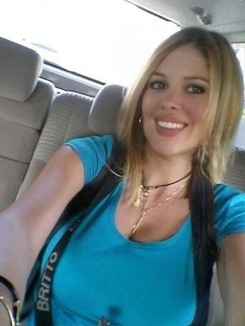KellyBlondie1's tweet photo. Comieza el findeeeee, que ricooooo https://t.co/fv0UqqQgww