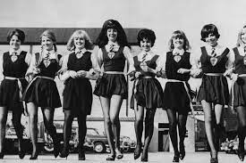 mserinkelly's tweet photo. Hello! Hello
I’m looking to interview (via email) millennial women who went to a girls’ boarding school as research for my new book. Is this you? Do you know someone who might like to share the juicy secrets of her teenage years with me? #authorrequest #WritingCommmunity https://t.co/jfQjhxJ6SV