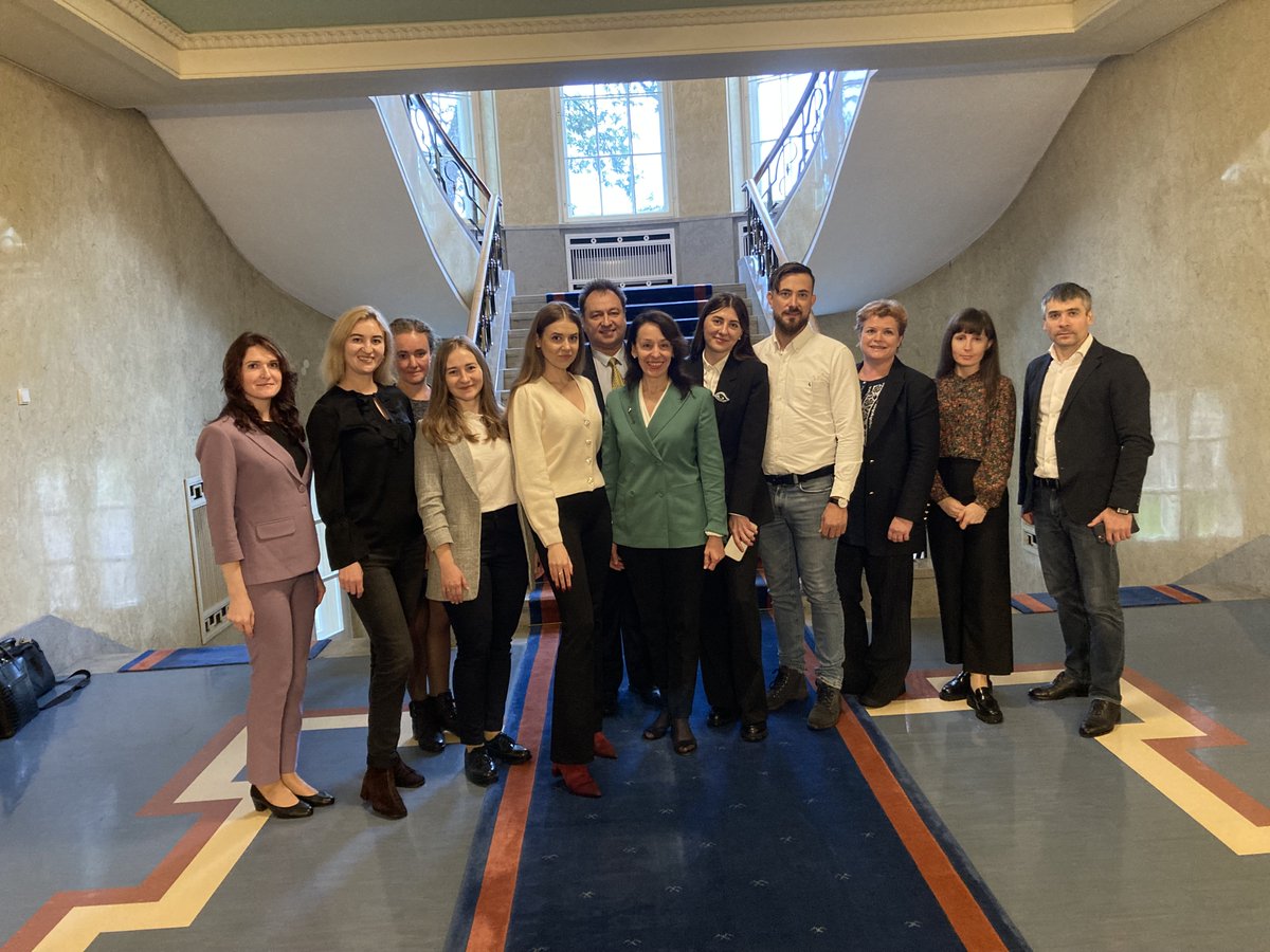 ESTDEVestonia's tweet photo. The #EU enlargement is a challenge for every newcomer but #Ukraine is well on track!
🇪🇪 🤝🇺🇦 A new cohort of 11 Ukrainian officials, who will participate in EU accession negotiations in coming years, completed their study programme in Tallinn, supported by #ESTDEV #DGNEAR #TAIEX https://t.co/bFXjuRVrtI