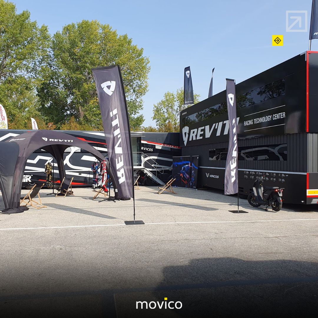 Movico_nl's tweet image. Our last few bets for REV'IT are a wrap!

Wow! How much we enjoyed touring through Europe with REV'IT. 🏍️

They supported the drivers and the teams with maintenance, on-site support and repair of the racing suits.

#Movico #YouGetTheGlory #DareToDrive #REVIT