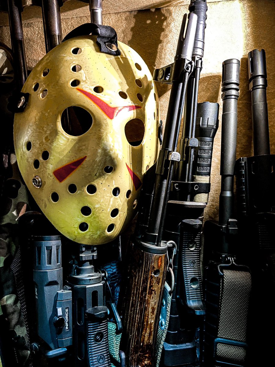 RevClaydough's tweet photo. Happy Friday the 13th Y’all!! #chchchahahah 💀🔪🩸 https://t.co/CXQZeVWwGd