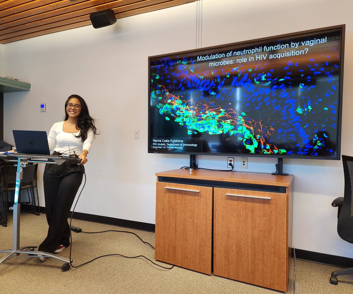 UM_Immu's tweet photo. At this week's #DOITS #GSRS, @submarinahere shed light on modulation of #neutrophil function by vaginal #microbes and the role in HIV acquisition 🦠 @tmurooka2 @UM_RadyFHS @um_research https://t.co/E3PLtul1aA