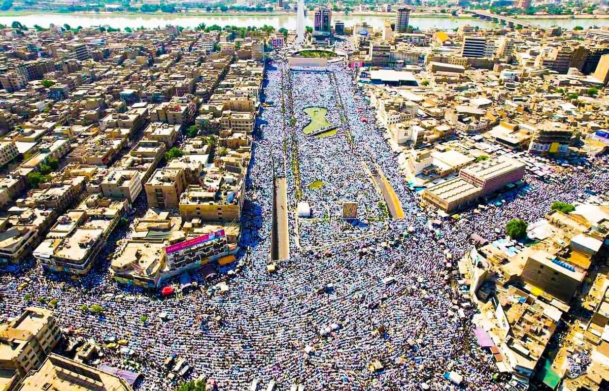 ما ركنّا للمذلّةِ لم نساوِم
و انتصرنا رغمَ عُدوان المُهاجِم
فليرى الأحرارُ يا كلَّ العواصِم
كيفَ يغدو المجدُ في الأوطانِ دائم #غزة_الآن #غزة_تحت_القصف   #مليونية_الاكفان_لنصرة_الطوفان  #ساحة_التحرير