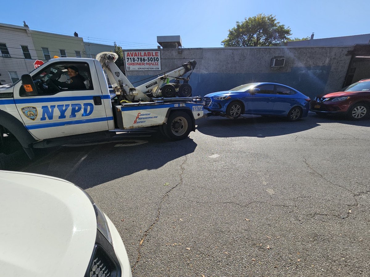 NYPD 104th Precinct tweet media