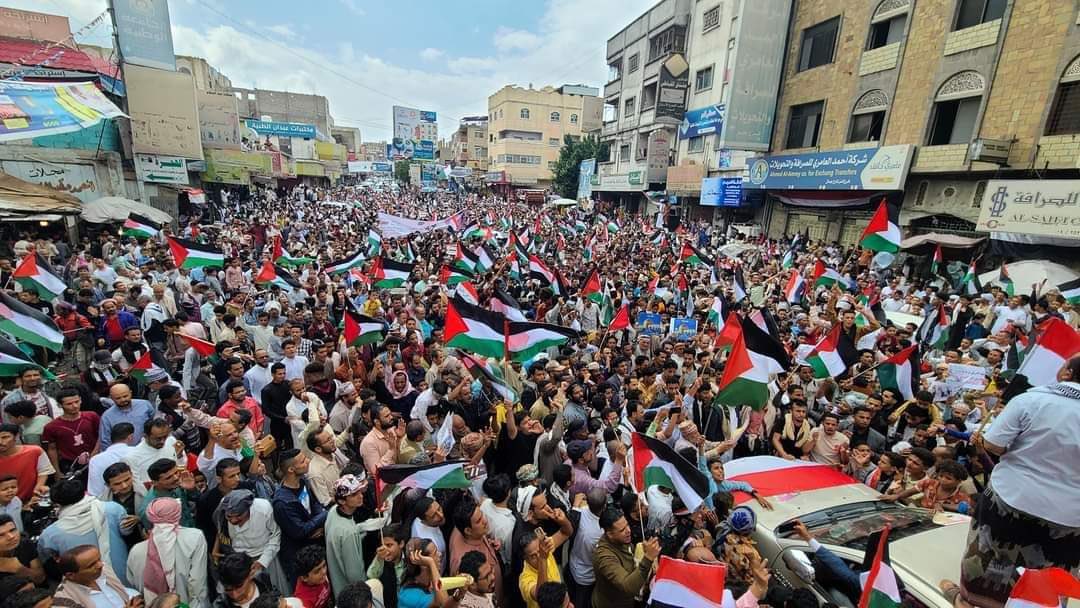 HanadyAn3m's tweet photo. منً مدينة تعز♥️♥️♥️الى ارض الصمود🇵🇸🇵🇸🇵🇸
#طوفان_الاقصى https://t.co/TPVtQ4GhAW