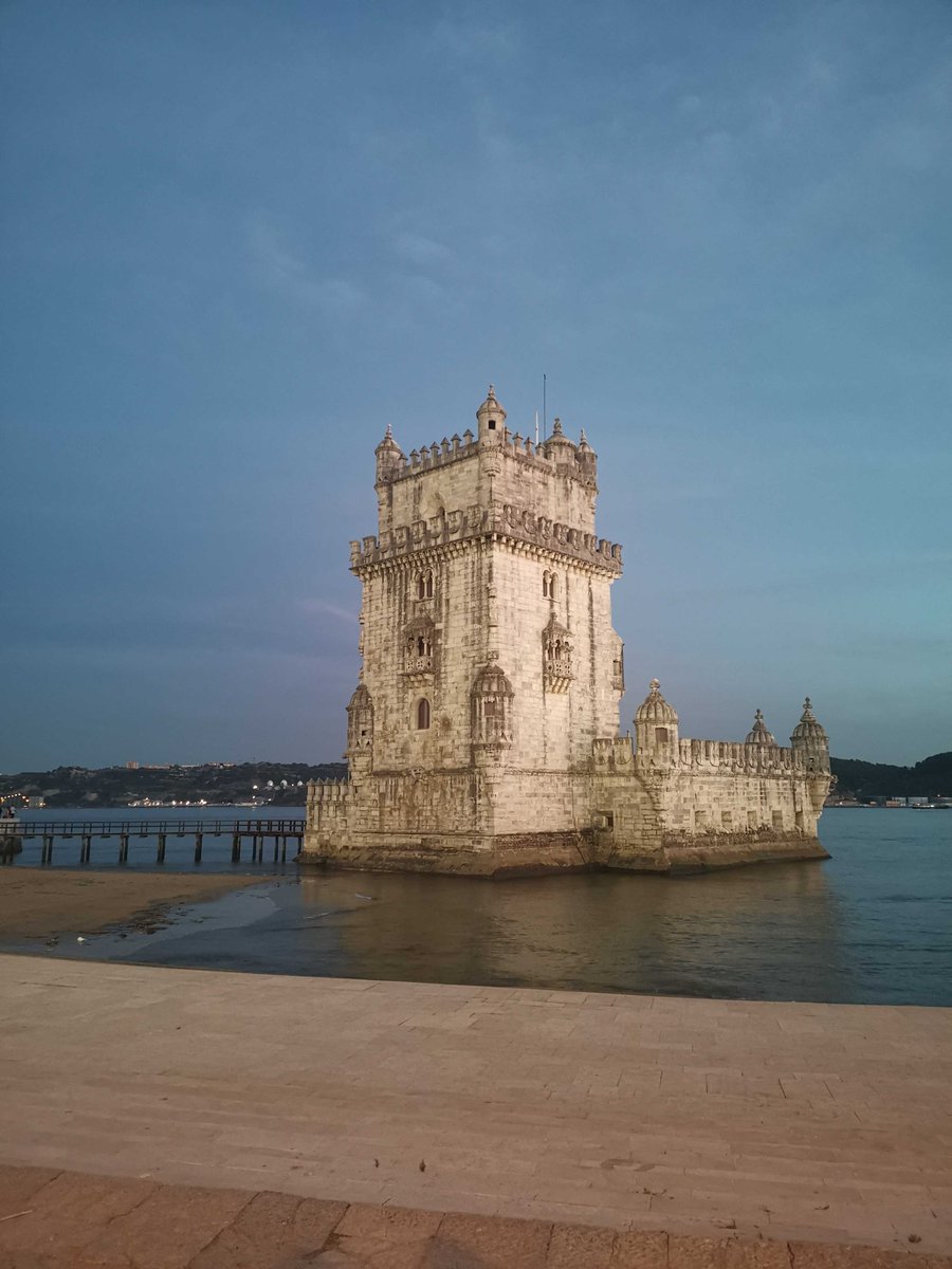 SegoleneGuerin's tweet image. Had an amazing time at #TRF3 conference in Lisbon last week! 🇵🇹

I organized my first symposium w/ colleagues @TomasLenc @YDelevoye on the brain&apos;s representation of music timing and its link w/ motor behaviors. 🧠🎶🕺

Exciting research ahead – can&apos;t wait for #TRF4 in 2 years! 👋