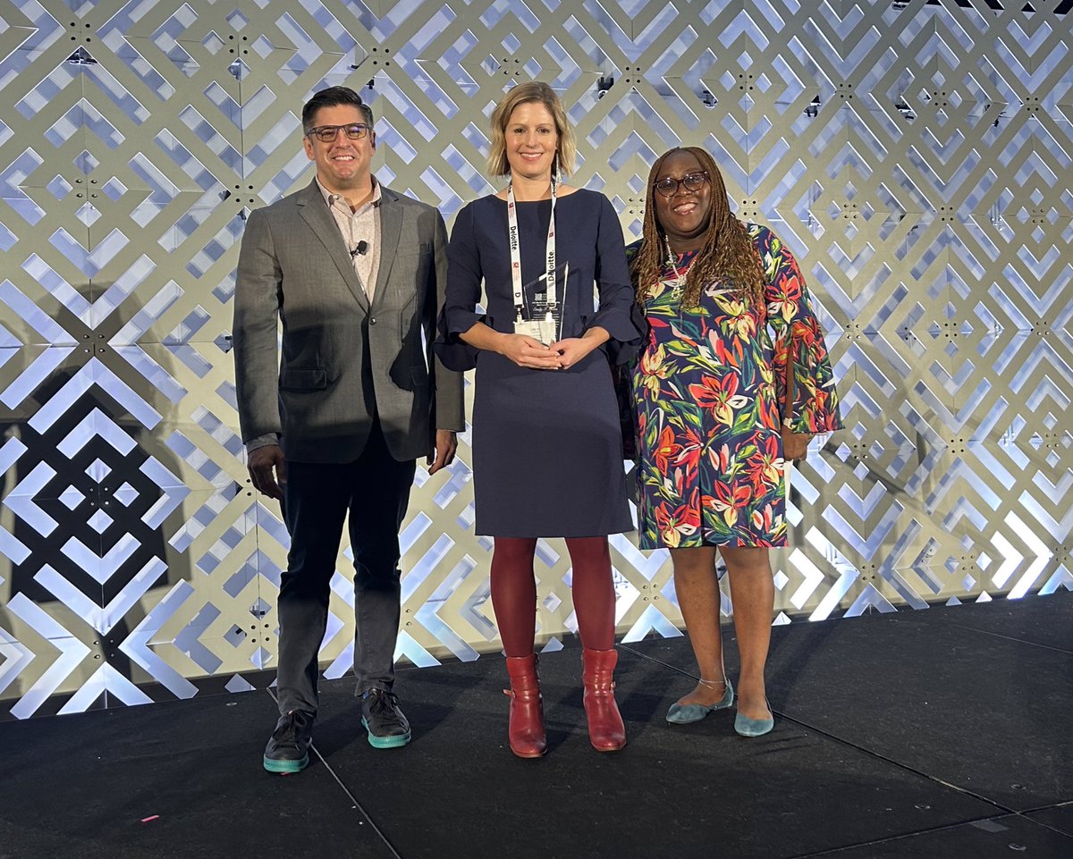 Evaluation Headlines tweet media