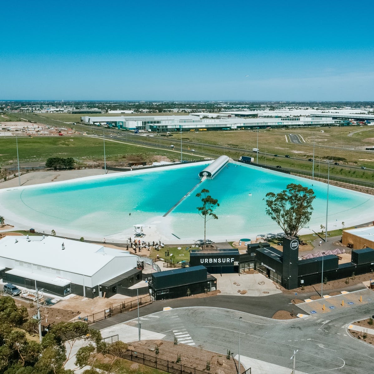 SurfGirlMag's tweet image. It’s a new era of surfing, the wave pool era and these artificially generated waves are taking the world by storm. A low-down on how they work and where they are located at: tinyurl.com/5hb6w3md