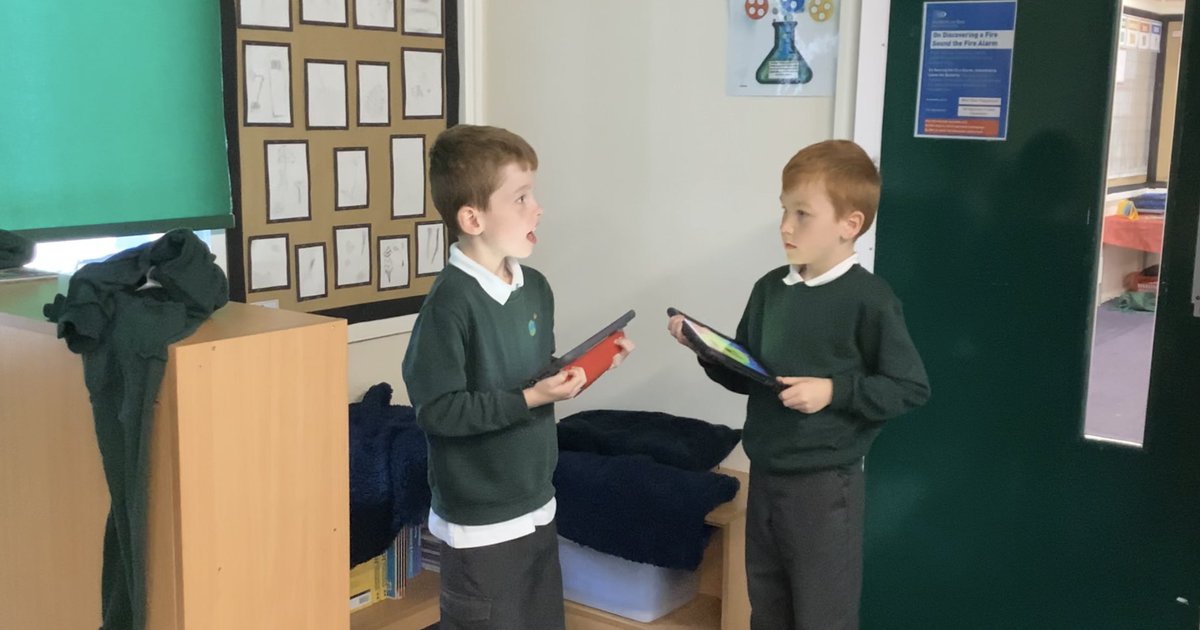 BaderPrimary's tweet photo. Year 3 children have been asking each other how they feel in French. It was their first attempt but they did very well with speaking the correct words. #BaderFrench #RRS #Article31 Language https://t.co/jqogqygbyC
