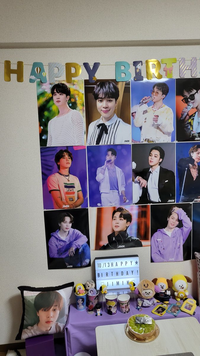 KZYMK12's tweet photo. JIMINちゃん、センイルチュッカヘ💜
友達とお祝いしたよ🎂🥳👏🎉
私も誕生日なので、一緒にお祝い💜
 #ジミンちゃんお誕生日おめでとう 
  #BTS  #防弾少年団  #방탄소년단 https://t.co/3ZY7HtBjiX