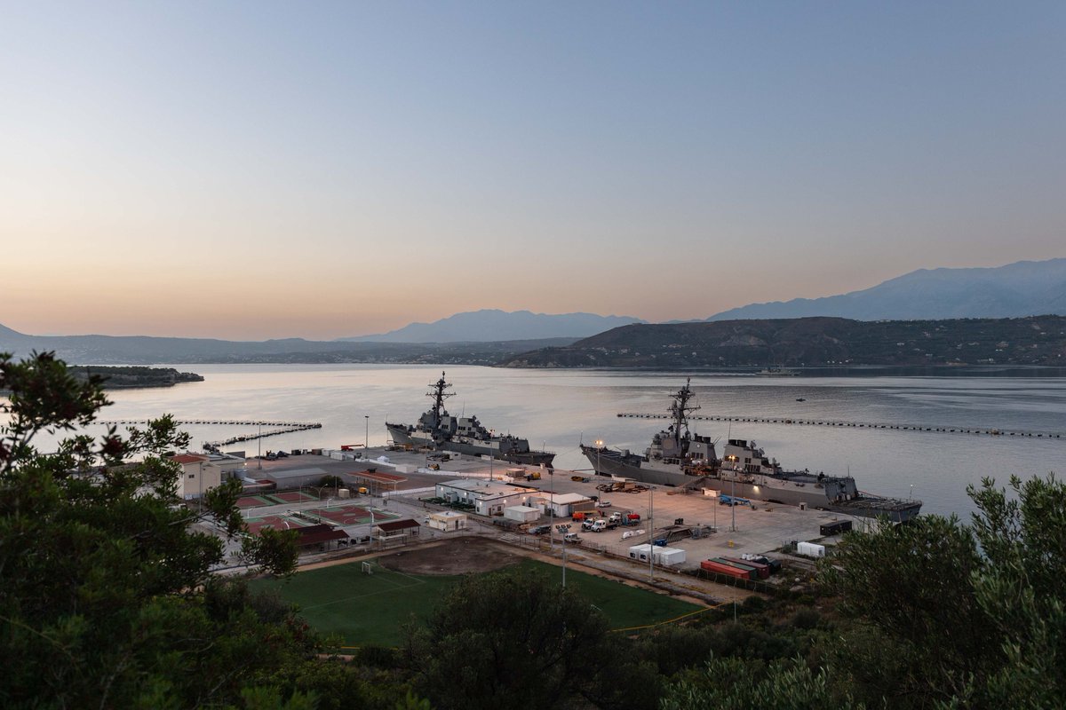 USS Roosevelt (DDG 80) and USS Thomas Hudner (DDG 116) Arleigh Burke-class Flight IIA guided missile destroyers at the Marathi Port Complex in Crete - posted October 13, 2023 #ussroosevelt #ddg80 #ussthomashudner #ddg116

SRC: TW-@USNavyEurope