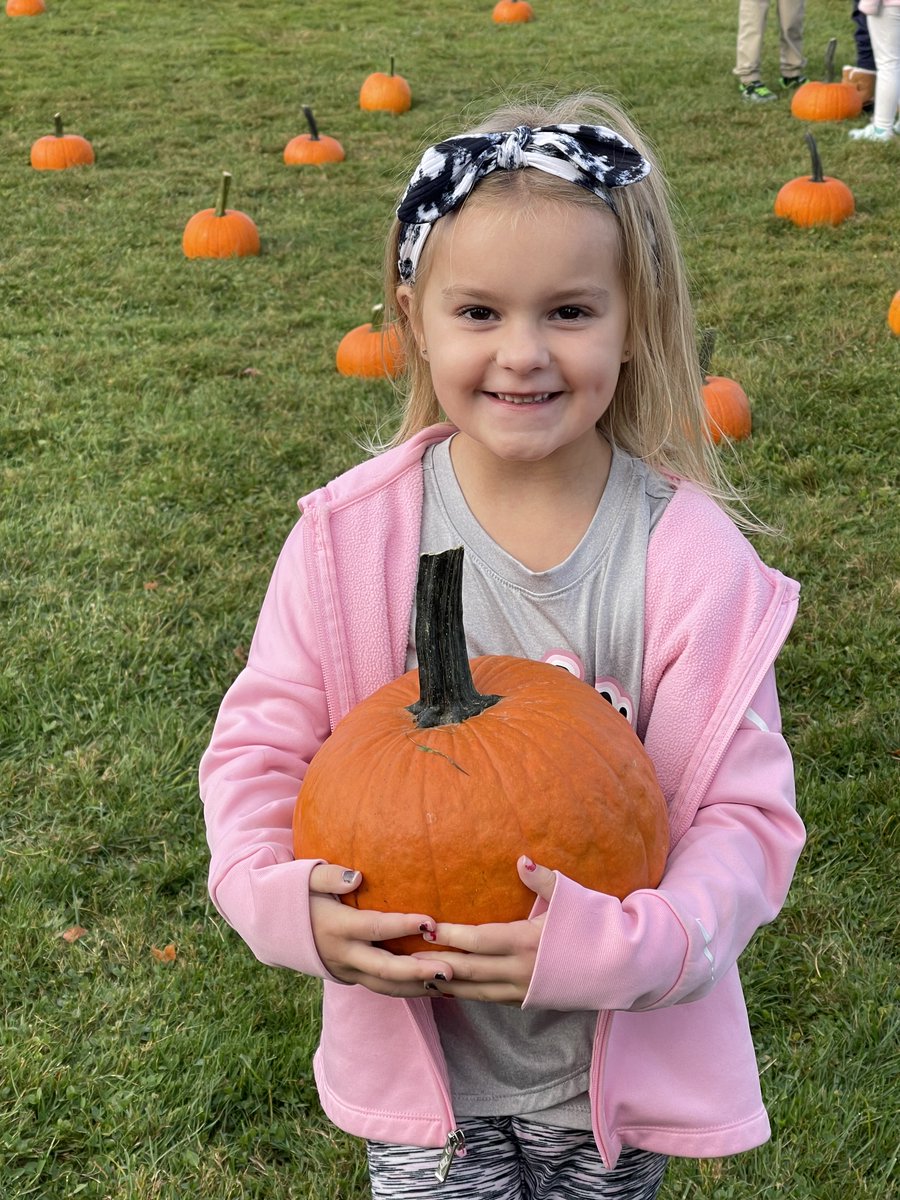 More pictures from our Village pumpkin patch! Students got to pick out a Blodgett's Farm pumpkin to take home with them