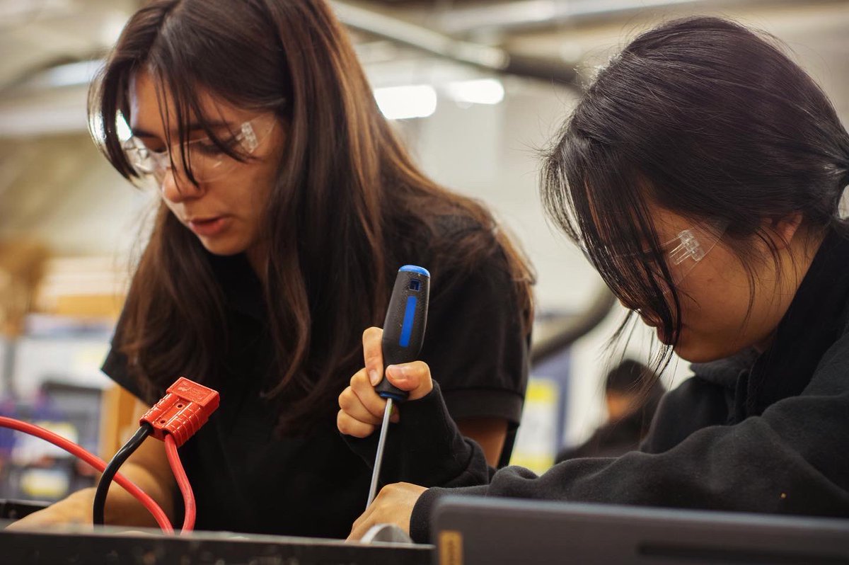 Team 3161 - Tronic Titans tweet media