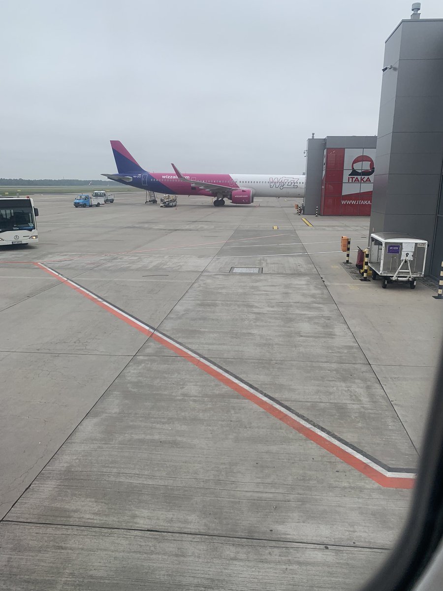 averovskyy's tweet image. 😵‍💫👀