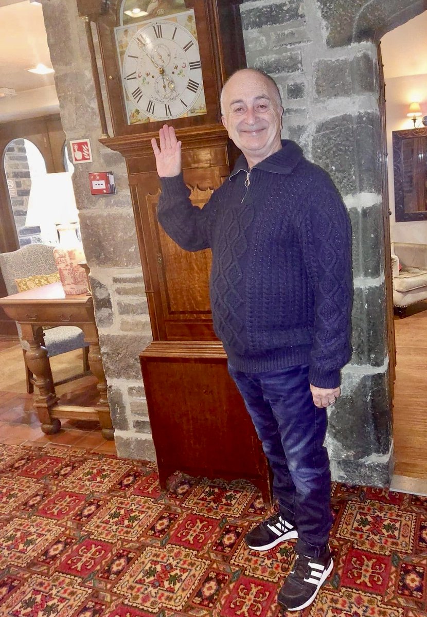 Oh Miriam! It was so wonderful to welcome you &amp; the unquestionably brilliant Sir #TonyRobinson to the hotel. Best wishes for the rest of your tour. Thank you for joining the dizzying heights of our photo-by-the-clock hall of fame! #MiriamMargolyes  #victoriatheatre #OhMiriam!